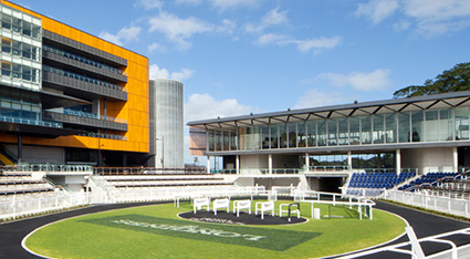 悉尼玫瑰山花园活动中心 Rosehill Gardens Event Centre