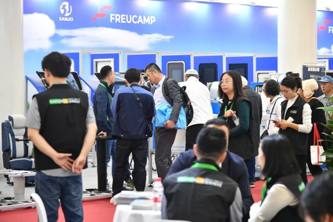 国际涂料工业展现场照片