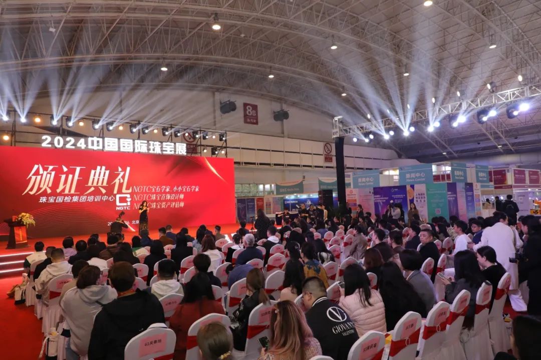 国际涂料工业展现场照片