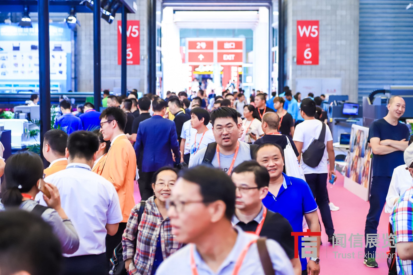 国际涂料工业展现场照片