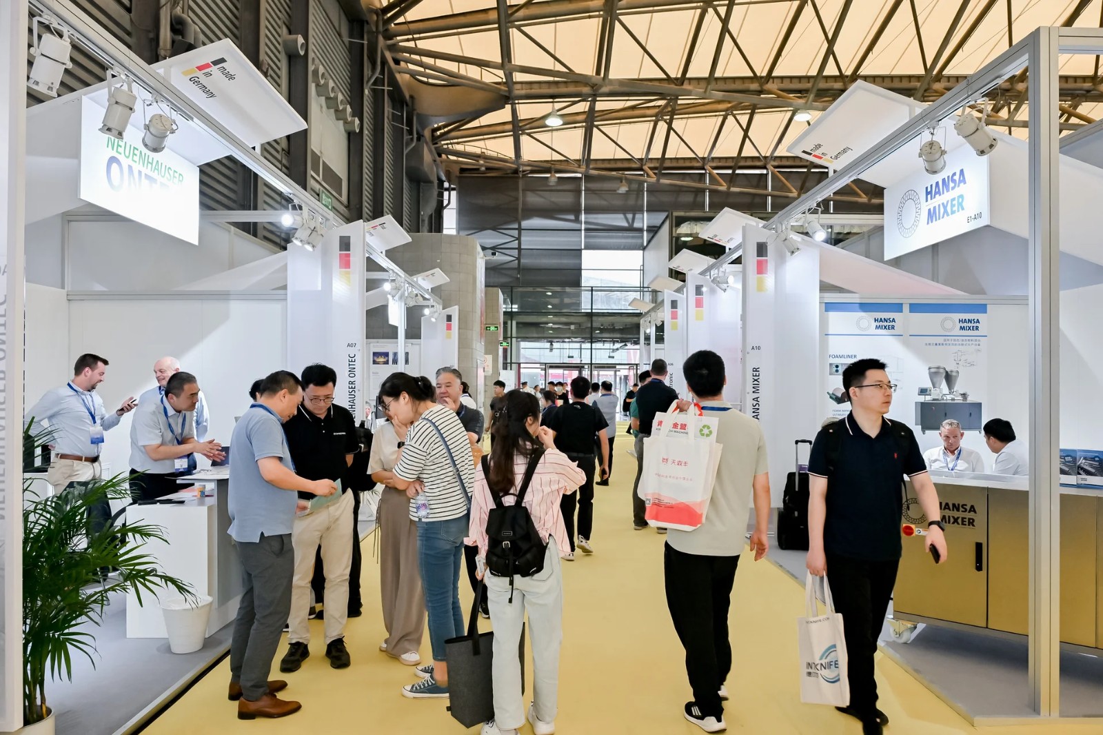 国际涂料工业展现场照片