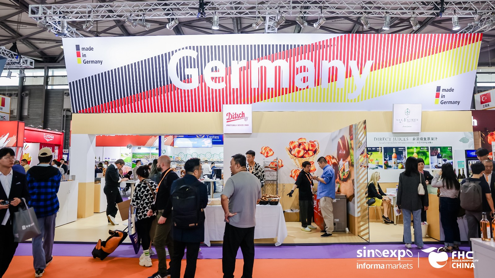 国际涂料工业展现场照片