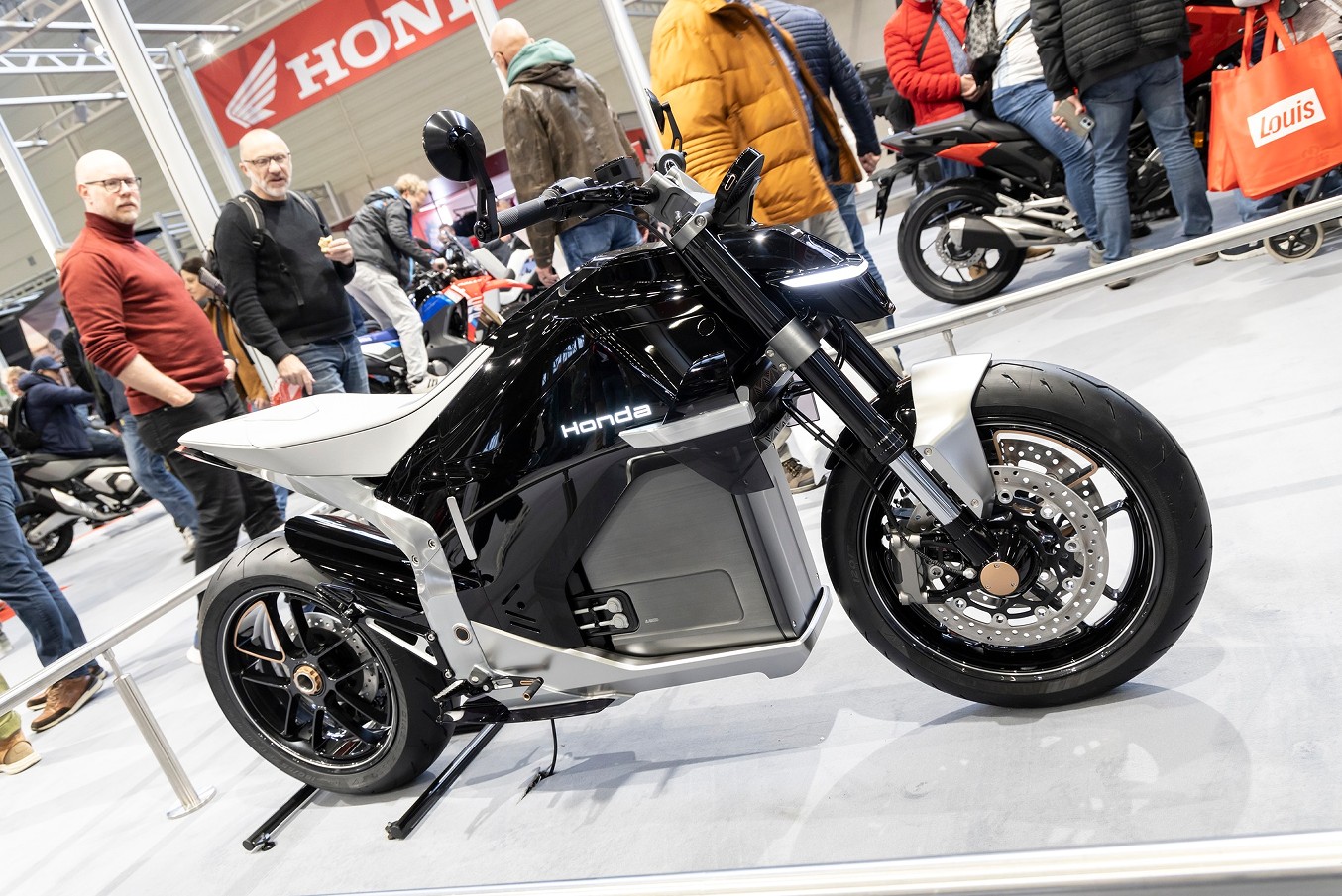 国际涂料工业展现场照片