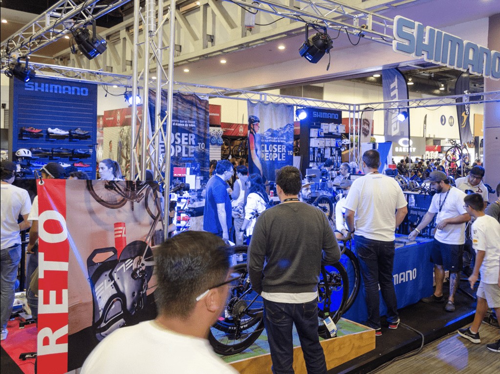 国际涂料工业展现场照片