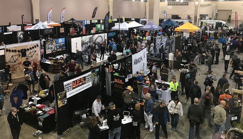 国际涂料工业展现场照片