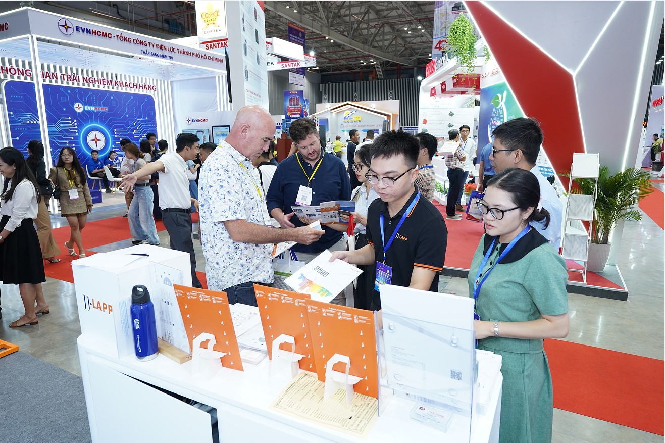 国际涂料工业展现场照片