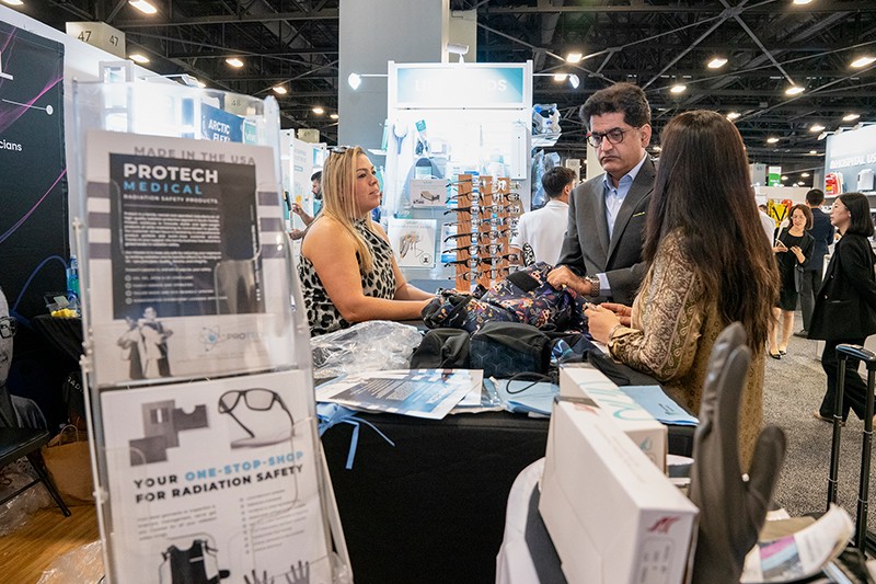 国际涂料工业展现场照片