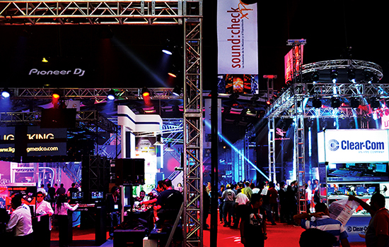 国际涂料工业展现场照片