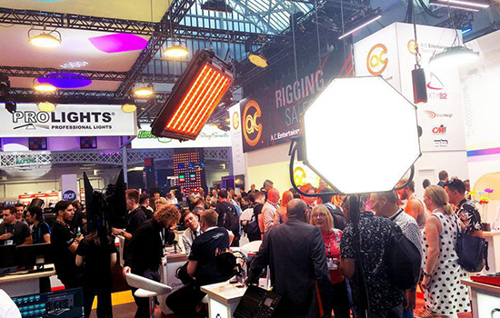 国际涂料工业展现场照片