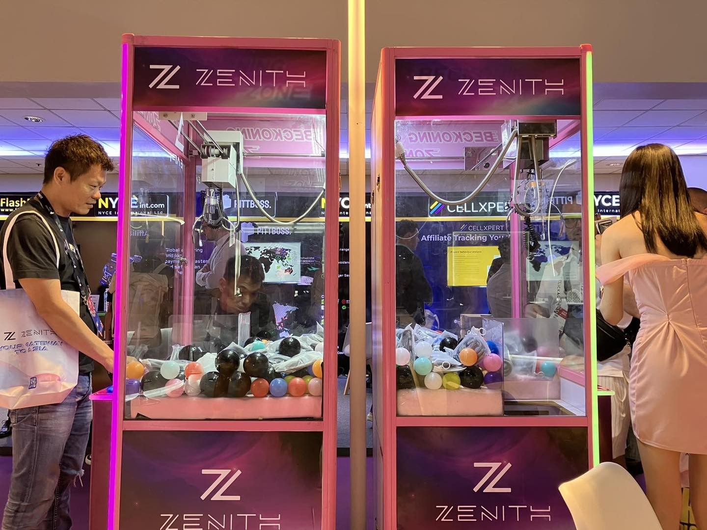 国际涂料工业展现场照片