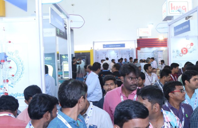 国际涂料工业展现场照片