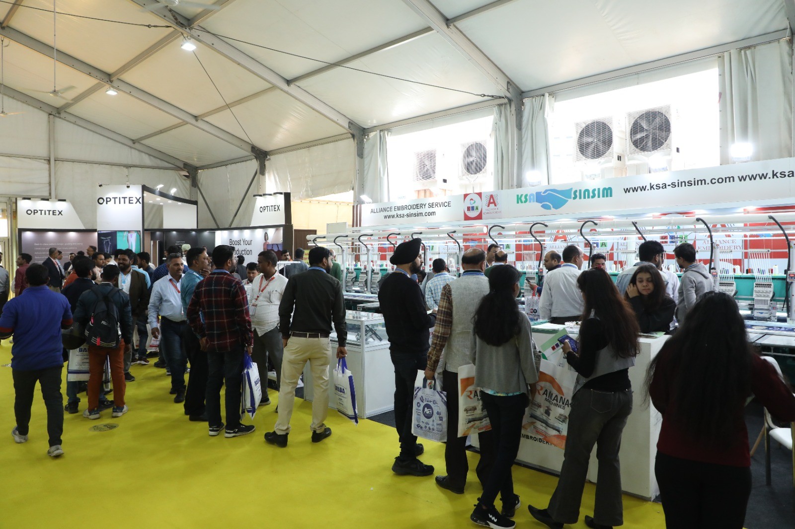 国际涂料工业展现场照片