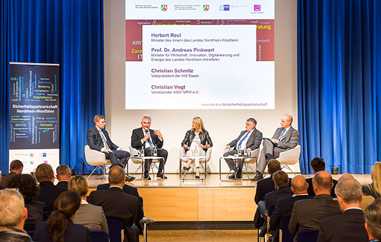 国际涂料工业展现场照片