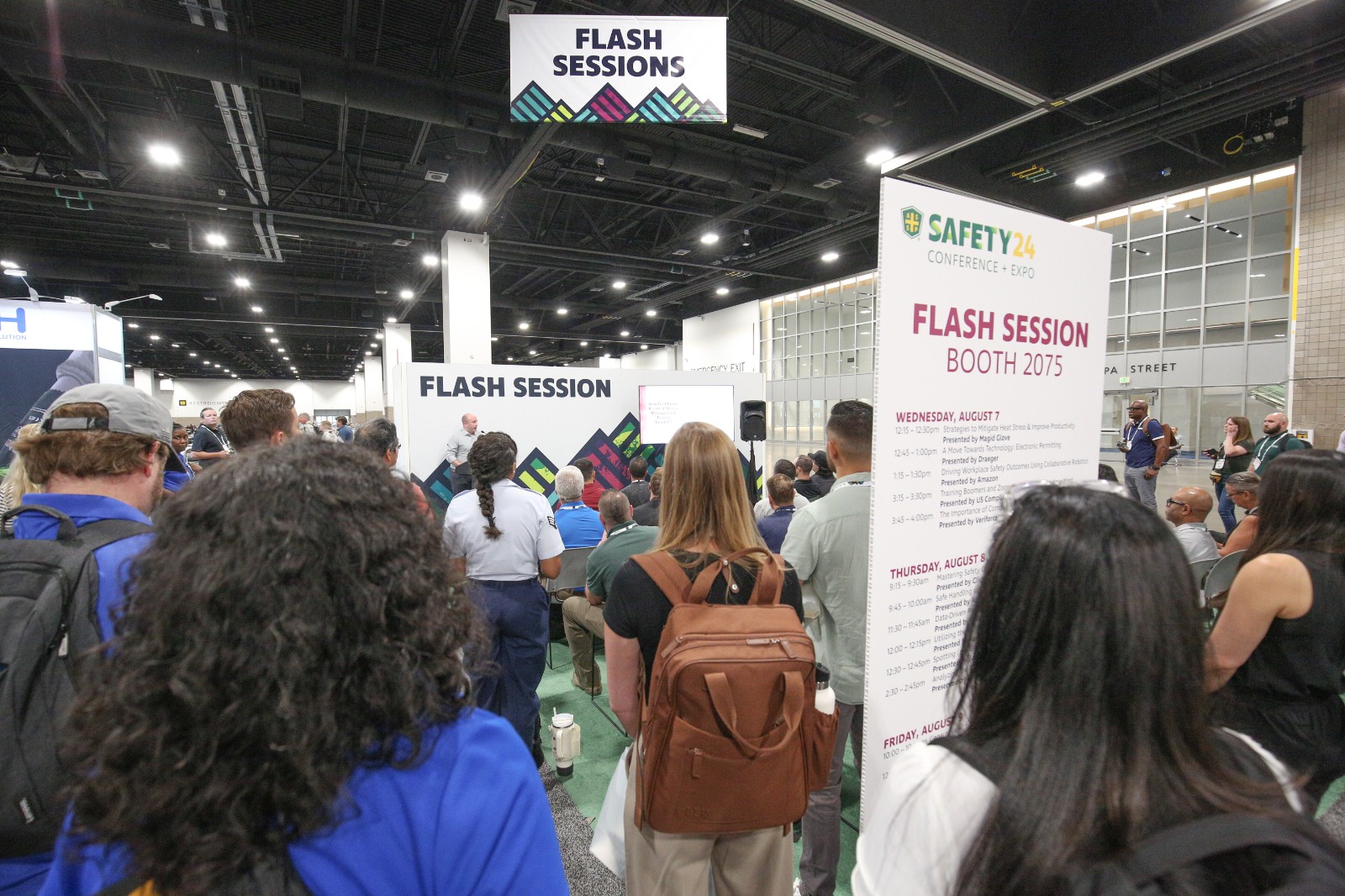 国际涂料工业展现场照片