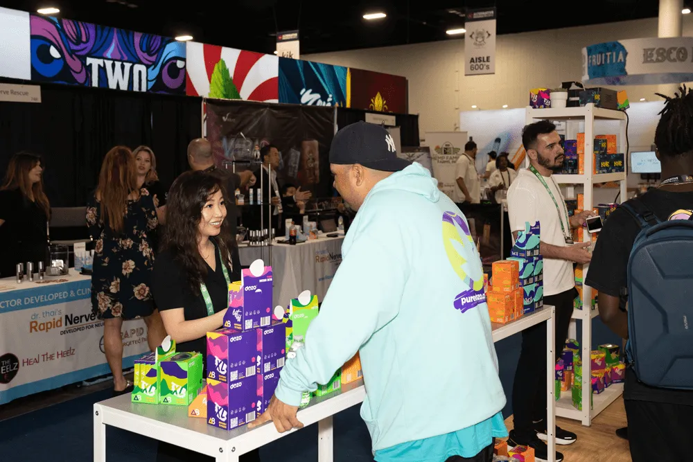 国际涂料工业展现场照片