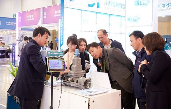 国际涂料工业展现场照片