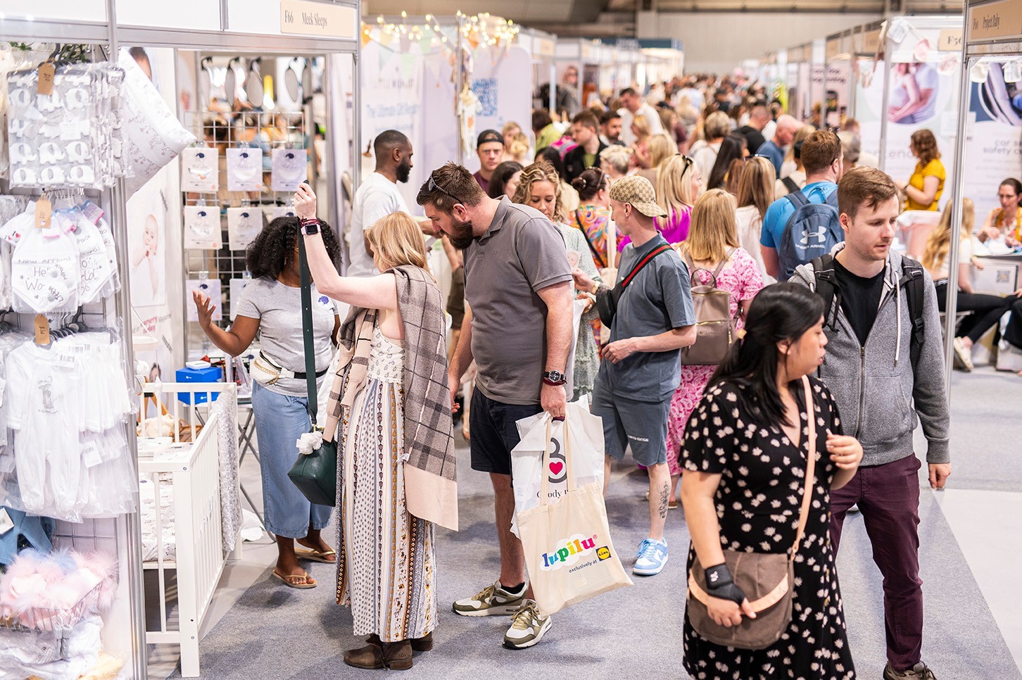 国际涂料工业展现场照片