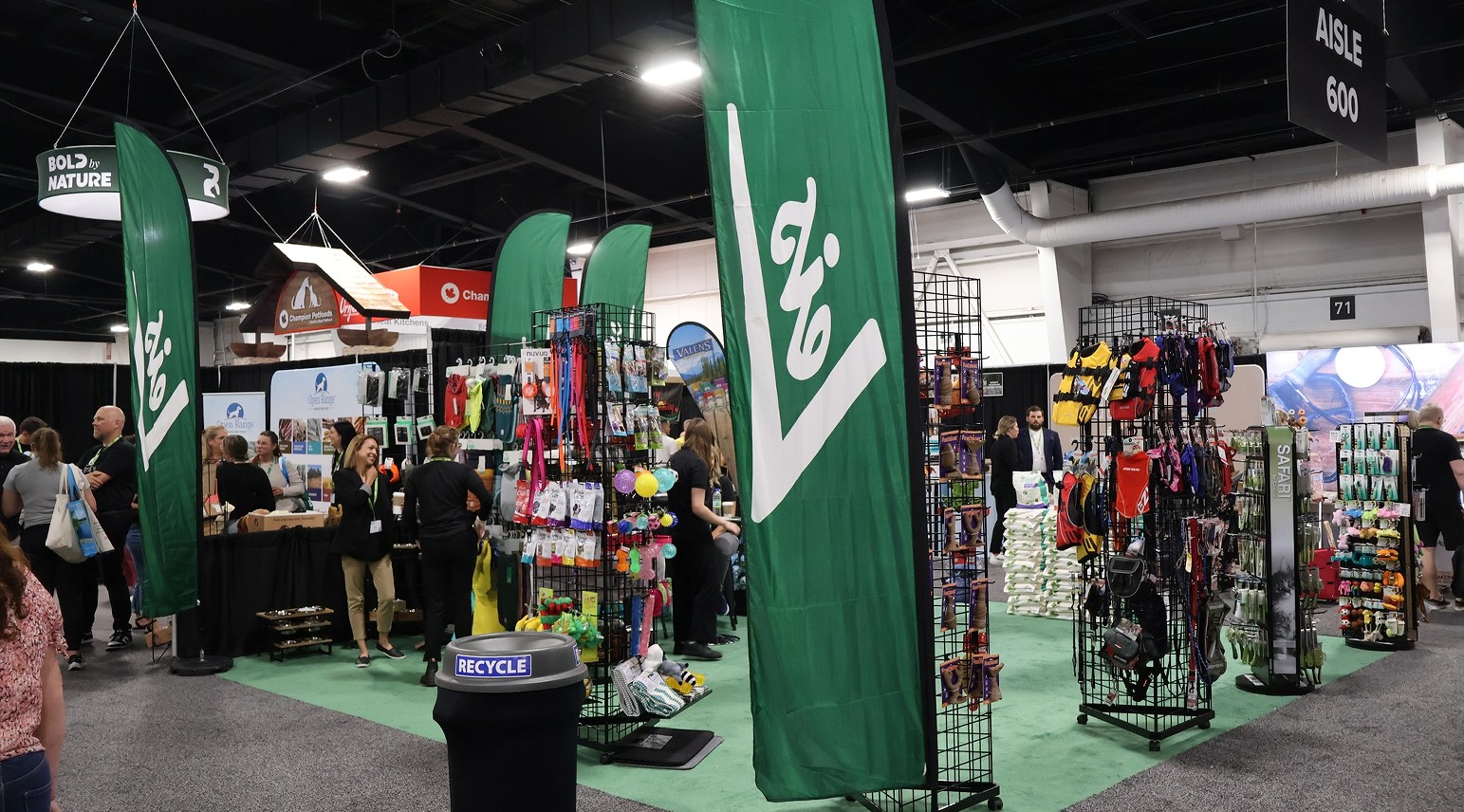 国际涂料工业展现场照片