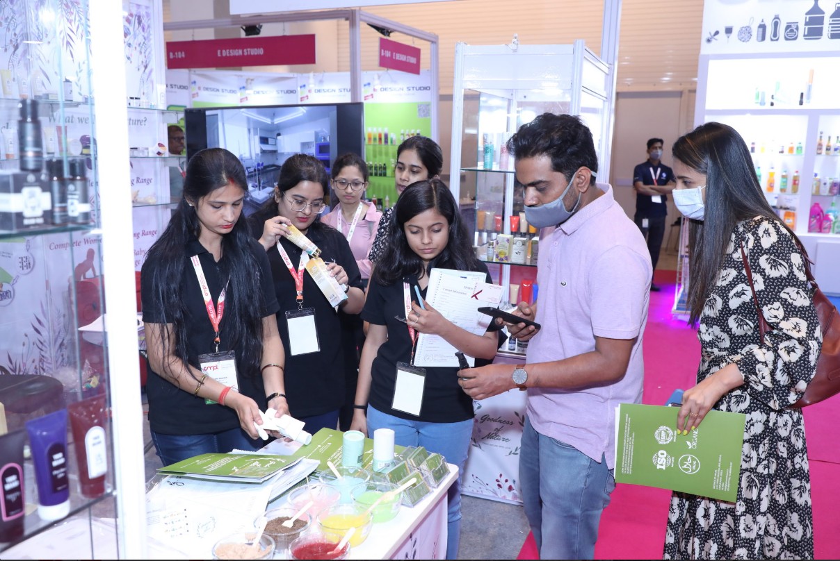 国际涂料工业展现场照片