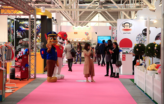 国际涂料工业展现场照片