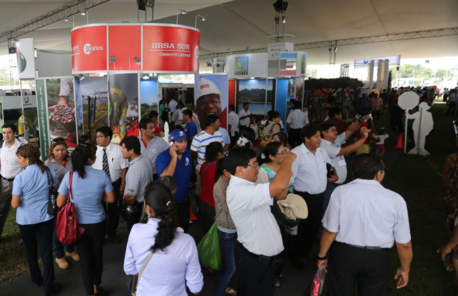 国际涂料工业展现场照片