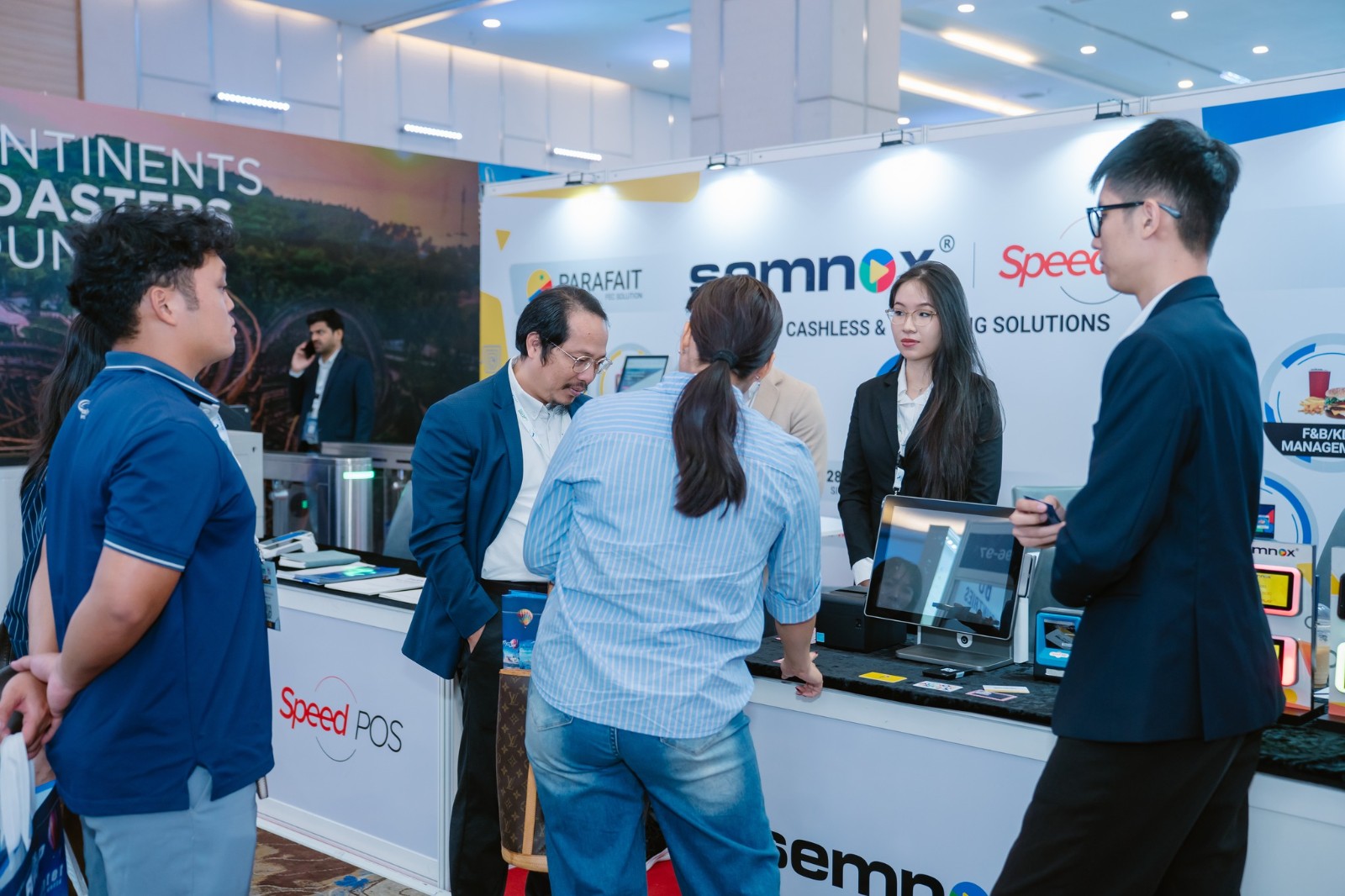 国际涂料工业展现场照片