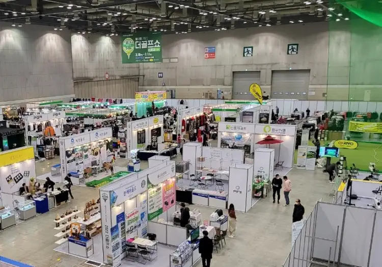 国际涂料工业展现场照片