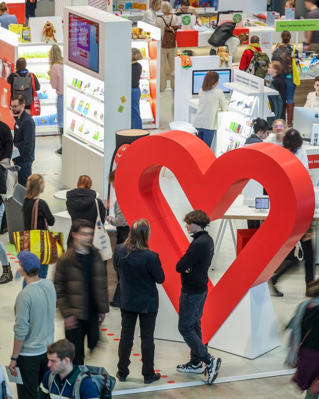 国际涂料工业展现场照片